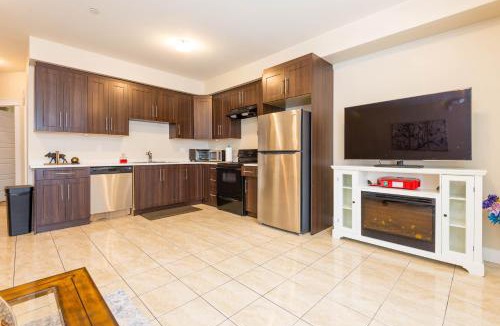 White Rock Apartment | Beach Breeze White Rock