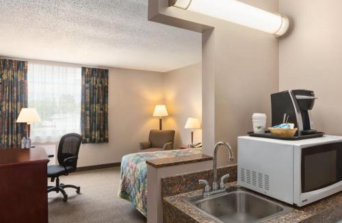 Hanna Hotel | Canada Grey Motor Inn