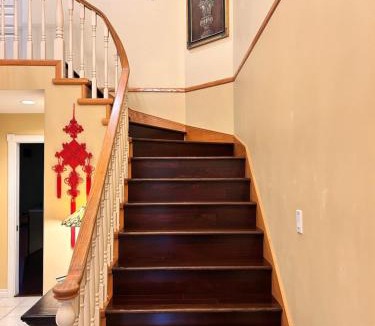 Coquitlam Bed & Breakfast | Sandy's Sweet Home