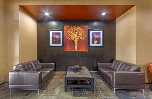 Bonnyville Hotel | Best Western Bonnyville Inn & Suites
