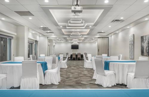 Calgary Hotel | Executive Residency by Best Western Calgary City View North
