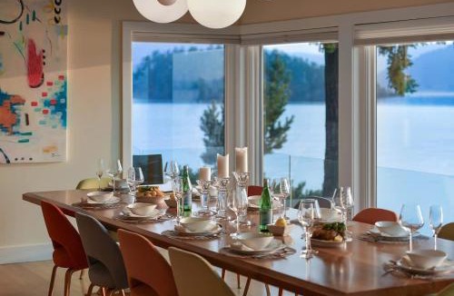 Brentwood Bay House | Island Luxury Oceanside Estate by EMR Vacation Rentals