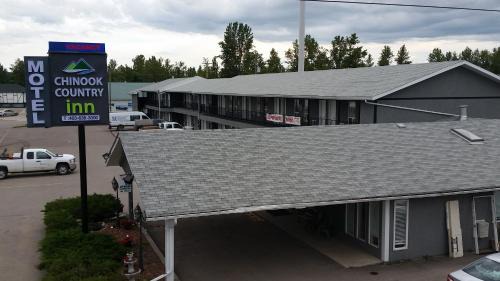 Sundre Hotel | Chinook Country Inn