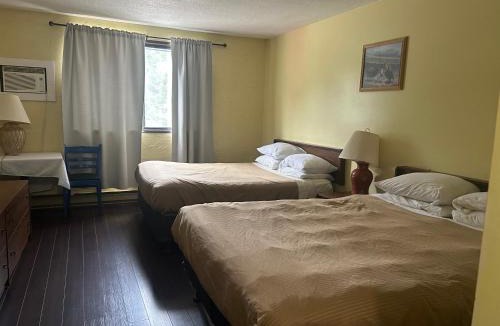 Fruitvale Hotel | Villagers Inn