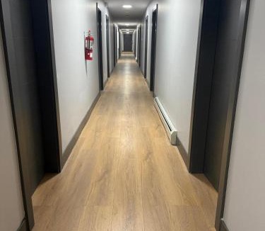 100 Mile House Hotel | Nights Inn