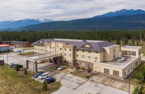 Valemount Hotel | Comfort Inn & Suites