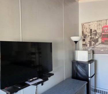 Wainwright Hotel | Bio Vista Motel