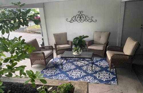 Chase Apartment | Magical Themed Decor! Pets Welcome! 3 Bedrooms