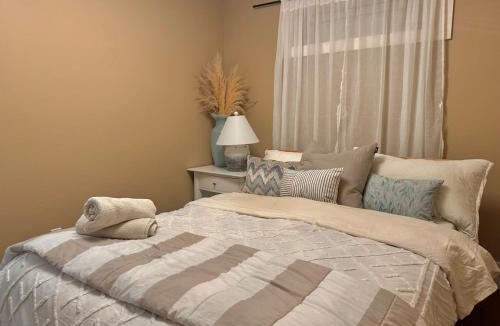 East Side Apartment | Cozy 1 Bedroom Suite