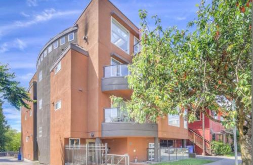 Kitsilano Apartment | Boutique Beach Apartment