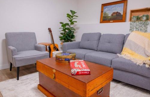 Abbotsford House | The Vida 1 Bed Pet-Friendly