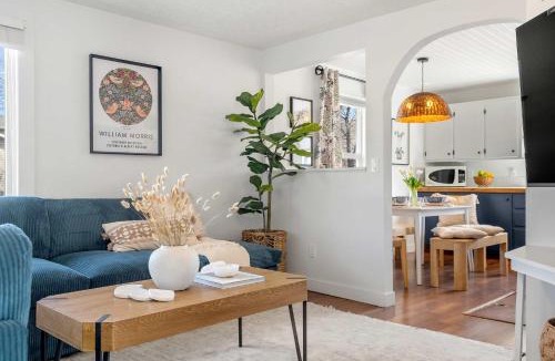 Drumheller House | Bluebird 3 Bedroom Home in the Heart of Drumheller