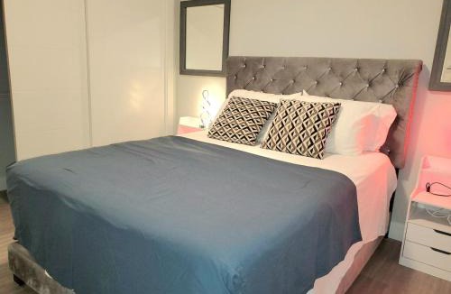 Colwood Apartment | Stunning Ocean View Modern 1 BDR Private Entry Suite