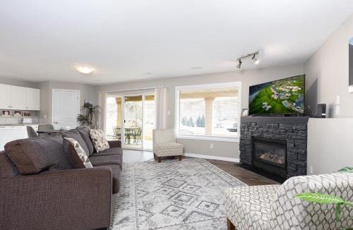 Lethbridge Apartment | Paradise Canyon Golf Resort - Signature Walkout Condo 382