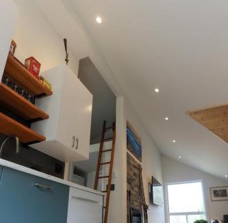 Taghum House | "NEWLY BUILT HOME" on 5 acres by the beach