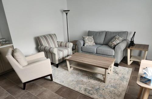 Sidney Apartment | D&G Suite Retreat