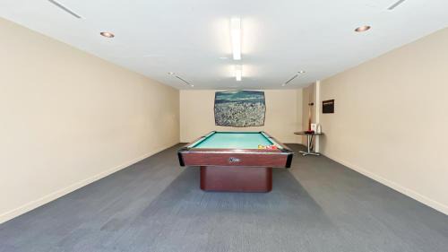 Downtown Vancouver Apartment | Stunning 1-Bedroom Condo in the Heart of Vancouver