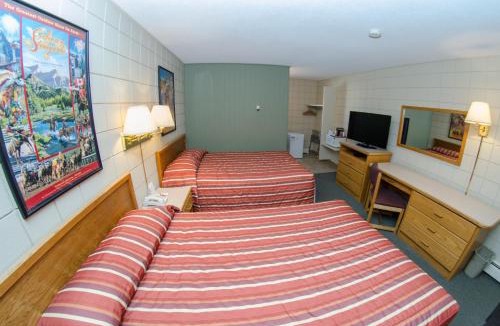 Brooks Hotel | Plains Motel