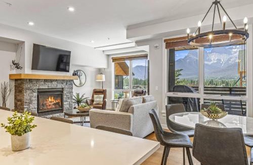 Canmore Apartment | Elevated Mountain Living 2BD Spring Creek Unit