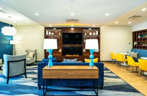 Dilworth Mountain Estates Hotel | Comfort Suites Kelowna