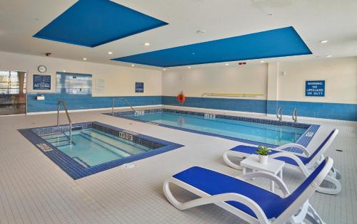 West Edmonton Hotel | Element by Marriott Edmonton West