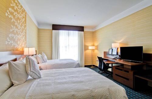Kamloops Hotel | Fairfield Inn & Suites by Marriott Kamloops