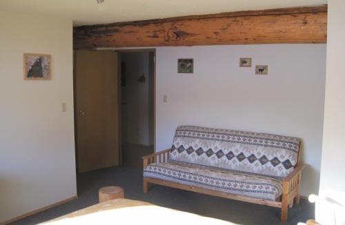 Smithers Bed & Breakfast | Smithers Driftwood Lodge