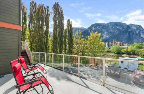 Squamish Hotel | Squamish Adventure Inn