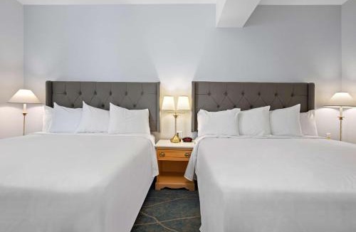 Trail Hotel | Crown Columbia Hotel; BW Premier Collection