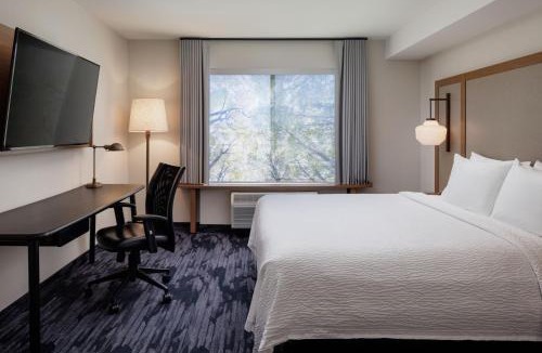 Dilworth Mountain Estates Hotel | Fairfield Inn & Suites by Marriott Kelowna