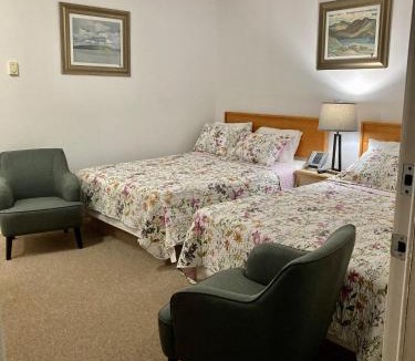 Grand Forks Hotel | Motel 99