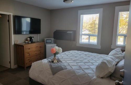 Okotoks Hotel | Royal Duke Hotel