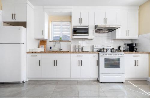 Killarney Villa | Three bedrooms new laneway house near public transit