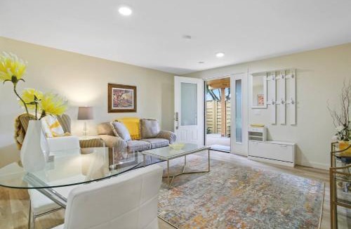 West Kelowna Estates Apartment | Uncork and Unwind