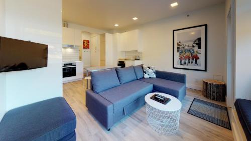 Blueberry Hill House | 1BR and Sofabed at Whistler on the Lake, Lakefront, Serene Setting, Wood Burning Fireplace
