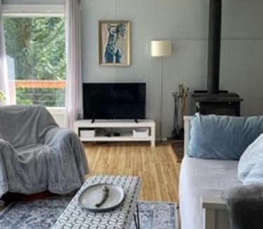 Nelson House | Sweet Creek Retreat