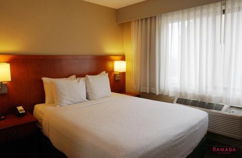 Dilworth Mountain Estates Hotel | Ramada by Wyndham Kelowna Hotel & Conference Center