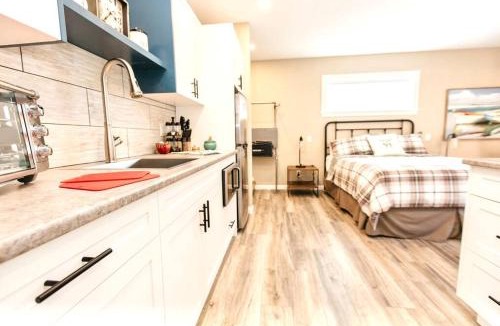 Shawnigan Lake Apartment | RainCoast Retreat at Shawnigan Lake!