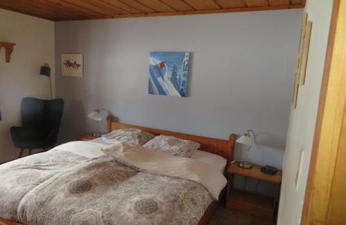 East Kootenay Bed & Breakfast | Alpenglow Bed and Breakfast