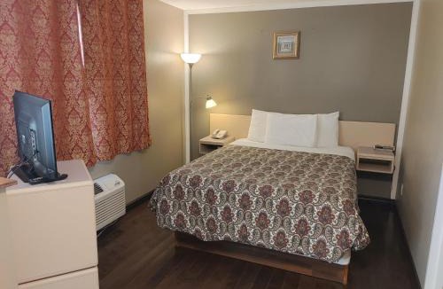 Creston Hotel | Magnuson Hotel Creston