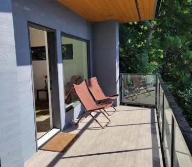 Bowen Island Apartment | J and Js