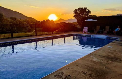 Kamloops Bed & Breakfast | Kamloops Log Home Bed and Breakfast