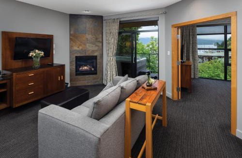 Brentwood Bay Resort | Brentwood Bay Resort - Adults Only - 16 and Older