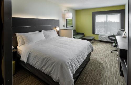 Dilworth Mountain Estates Hotel | Holiday Inn Express & Suites Kelowna - East by IHG
