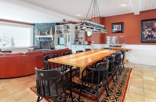 Big White Ski Resort House | Yankee Sno-Home