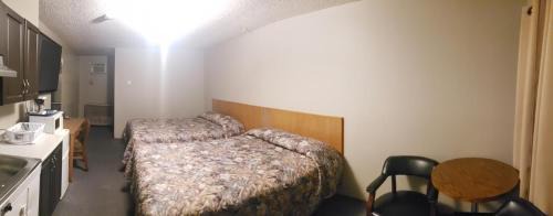 Fort Macleod Hotel | Sunset Motel