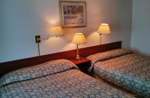 Valleyview Hotel | Shamrock Motel