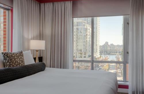 Yaletown Hotel | OPUS Vancouver