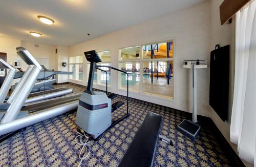 Nisku Hotel | Holiday Inn Express Hotel & Suites - Edmonton International Airport by IHG