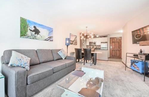 Upper Village Apartment | The Best ski-in/ski-out at The Aspens